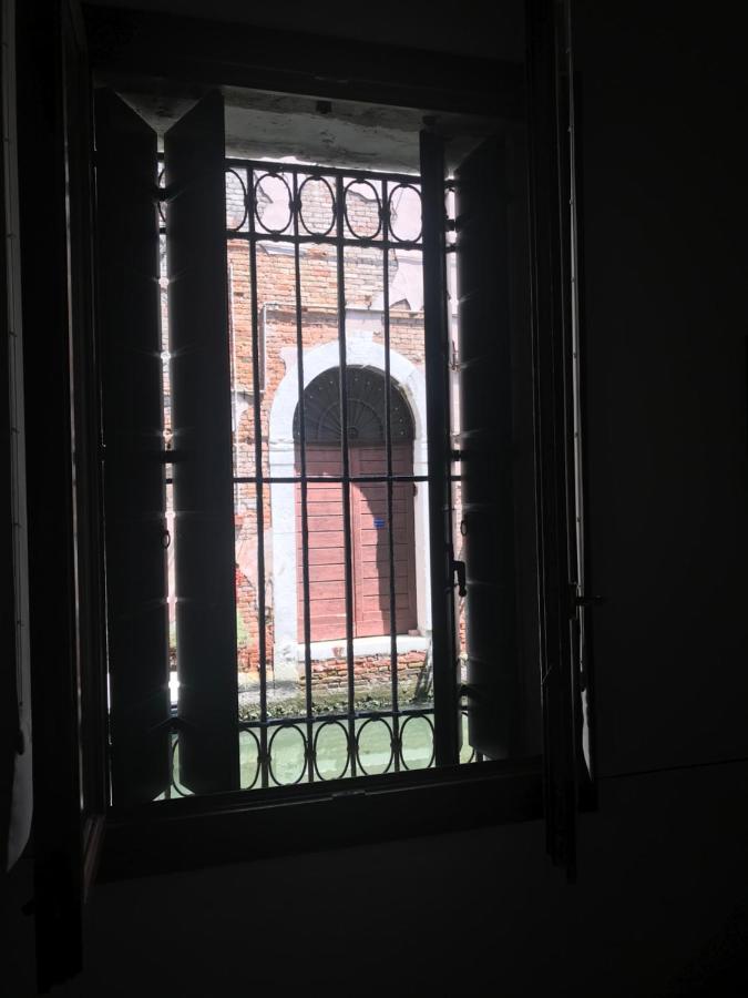 In A Lovely Garden Biennale Flat 威尼斯 外观 照片