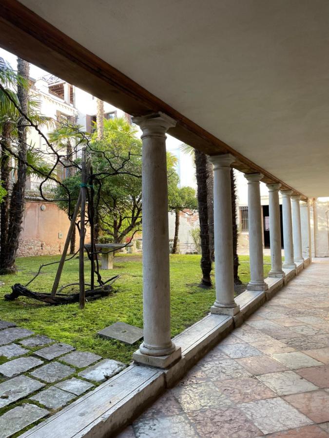 In A Lovely Garden Biennale Flat 威尼斯 外观 照片