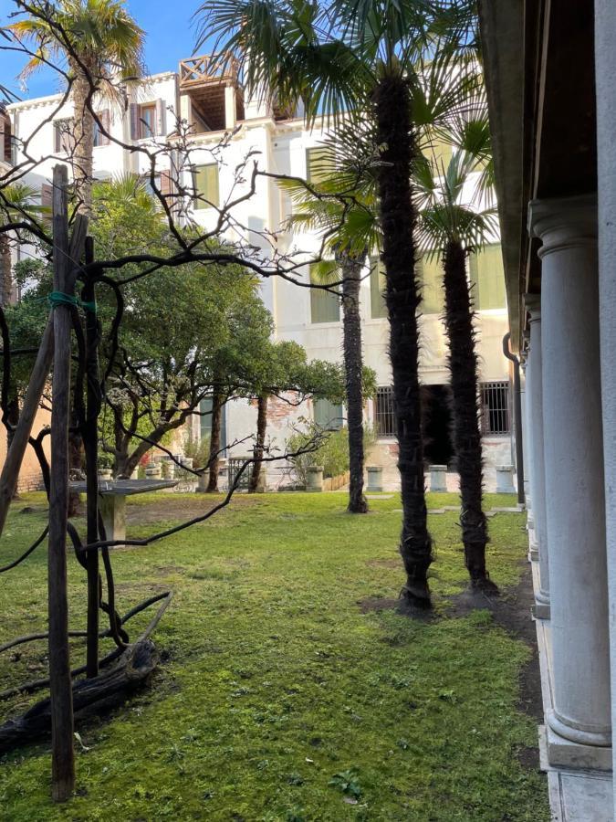 In A Lovely Garden Biennale Flat 威尼斯 外观 照片