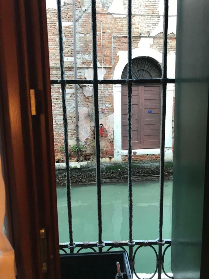 In A Lovely Garden Biennale Flat 威尼斯 外观 照片